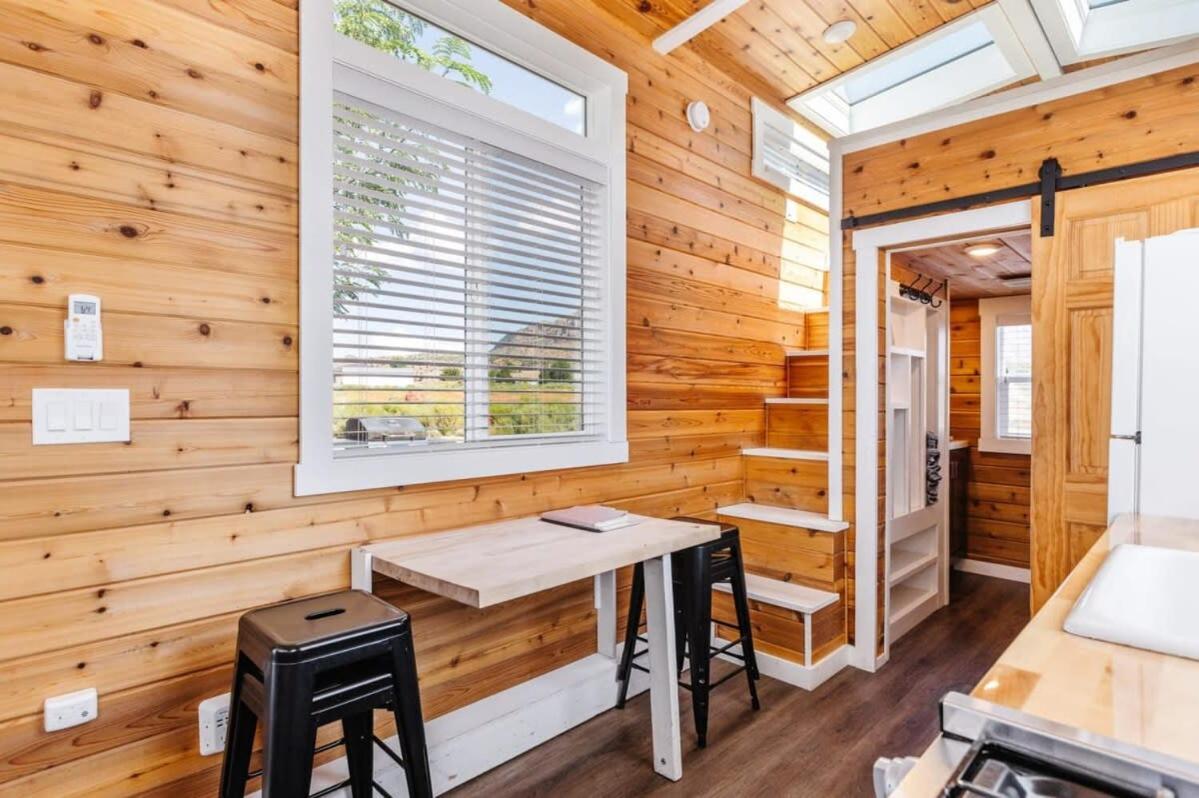 Harrington Tiny House Villa Apple Valley Exterior photo